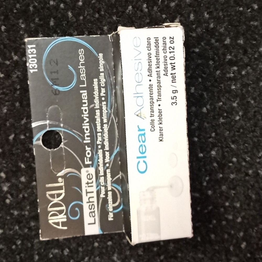 Lash glue